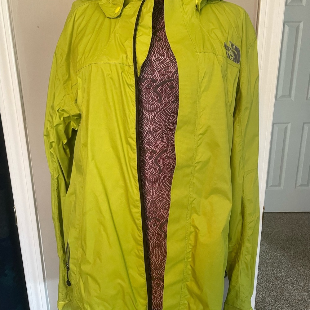 The North Face Bright Green Outdoor Jacket Gore Tex Hooded zip up size M